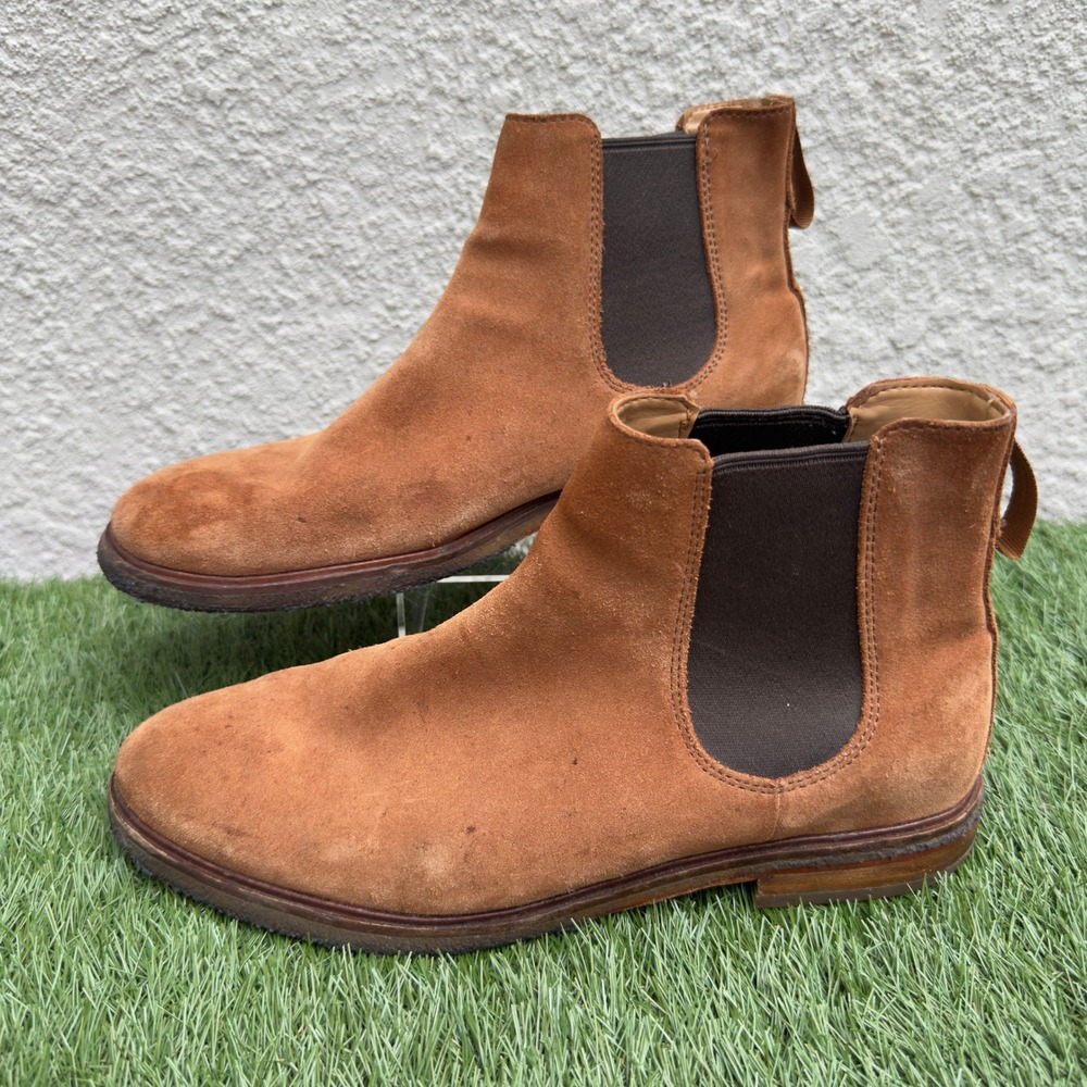 Clarks Clarkdale Gobi Chelsea Boots Tan Suede Mens 10.5 M Brown Ankle Y2K Ranch